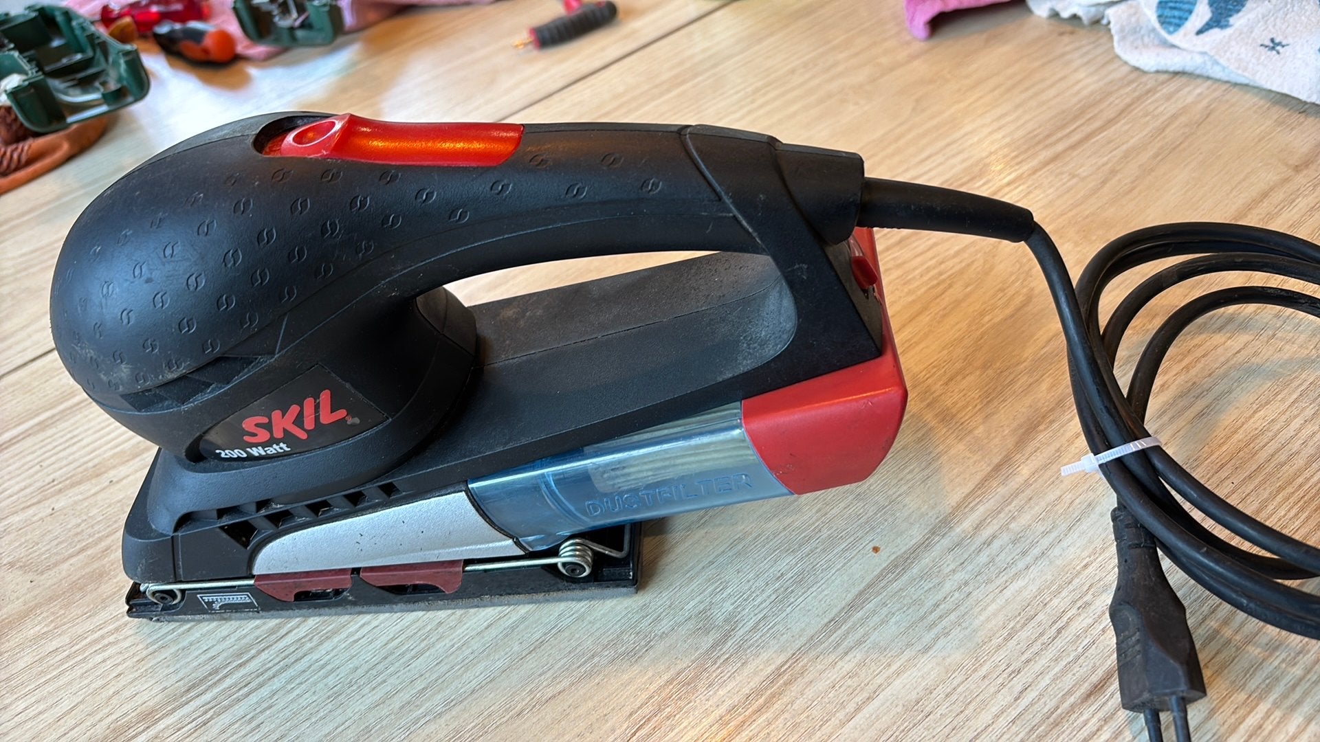 Vlakschuurmachine Skill 200 watt, Ophalen of Verzenden, Gebruikt, Minder dan 600 watt, Vlakschuurmachine