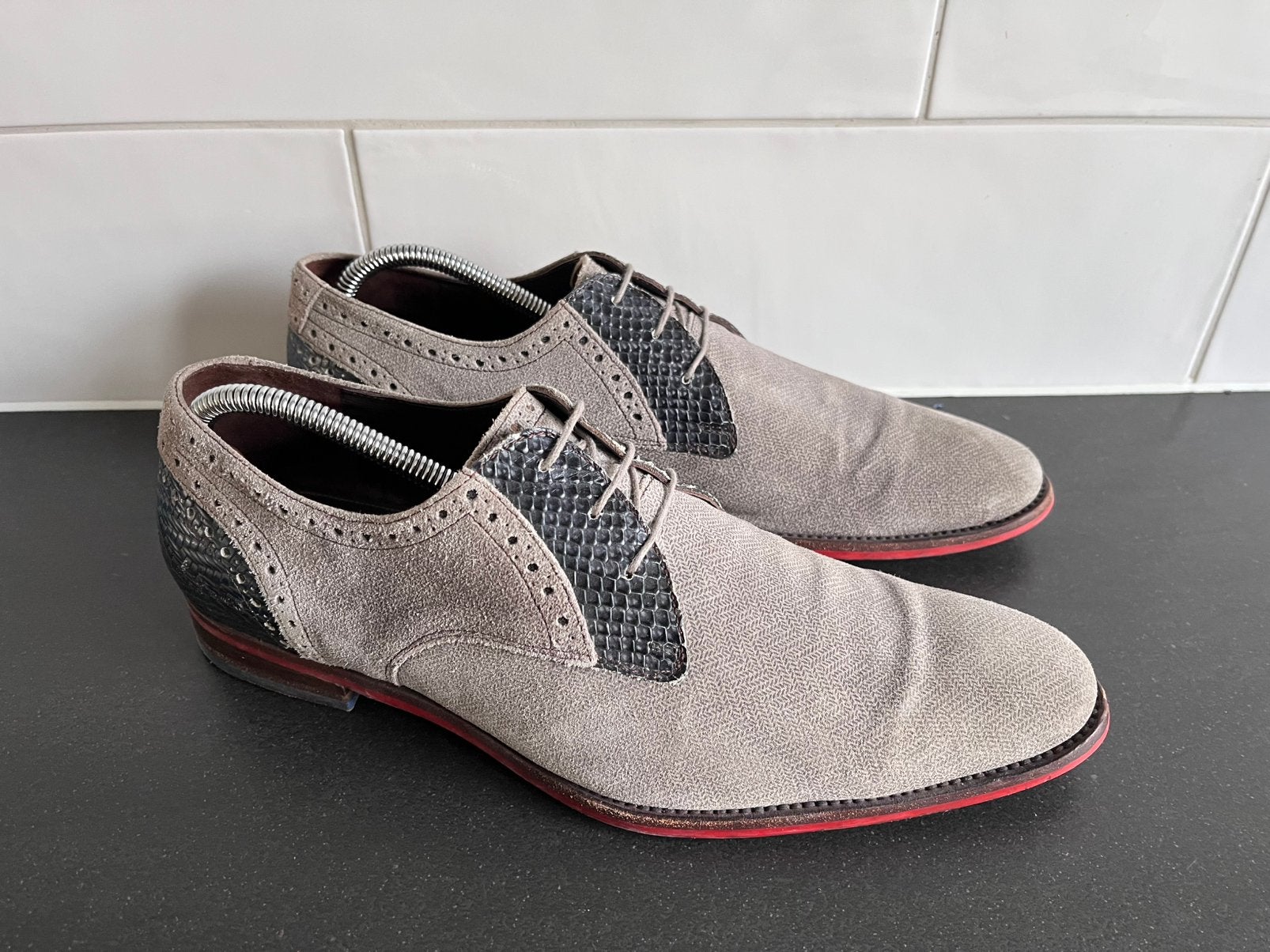 Floris van Bommel herenschoenen maat 9 / 43, Vêtements | Hommes, Enlèvement ou Envoi, Autres couleurs, Chaussures à lacets, Comme neuf