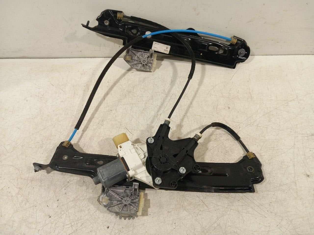 Raammechaniek elektrisch links achter BMW 4 serie, Onderdelen@venauto.nl, Van der Ven Autorecycling B.V., Gebruikt, Ettenseweg 76, 4706 PB Roosendaal, The Netherlands