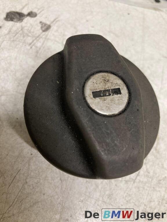 Tankdop min sleutel BMW E21 E30 E12 E28 E24 E23 16121116725, Auto-onderdelen, Gebruikt, Ophalen of Verzenden, BMW, BMW