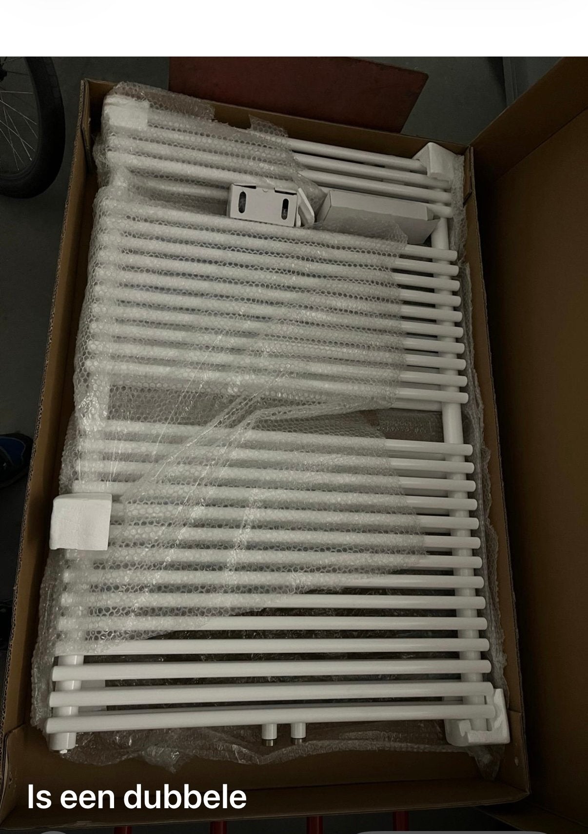Radiator Henrad dubbel nieuw, nieuwprijs 736 euro, Doe-het-zelf en Bouw, Ophalen, Nieuw, Radiator