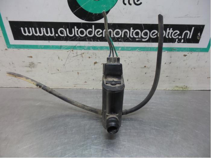 Ruitensproeierpomp achter van een Toyota Starlet (Starlet 95, Auto-onderdelen, Gebruikt, -, -, Ophalen of Verzenden