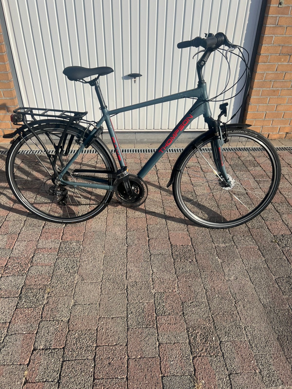 Vélo Thompson 28 pouces pour homme, Enlèvement