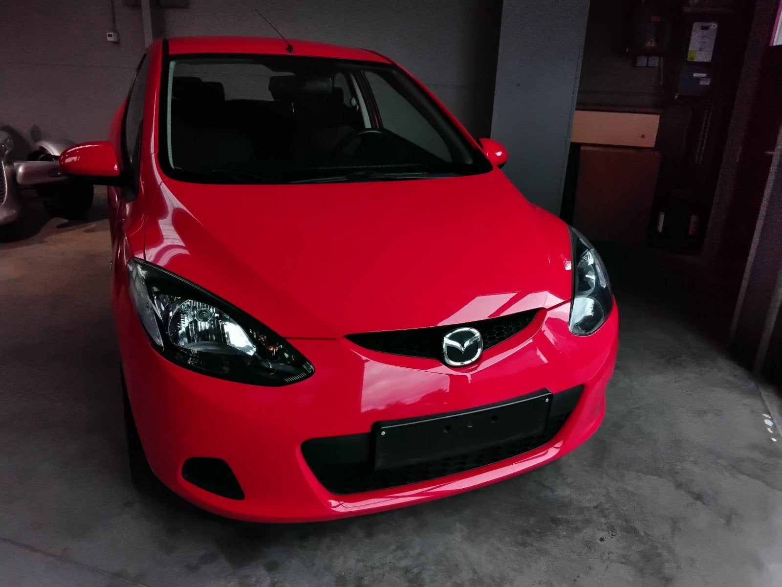 Très belle Mazda2 bien entretenue !, Autos, Rouge, Achat, Entreprise, Noir