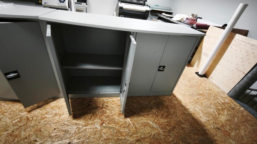 Draaideurkasten laag model, Ophalen