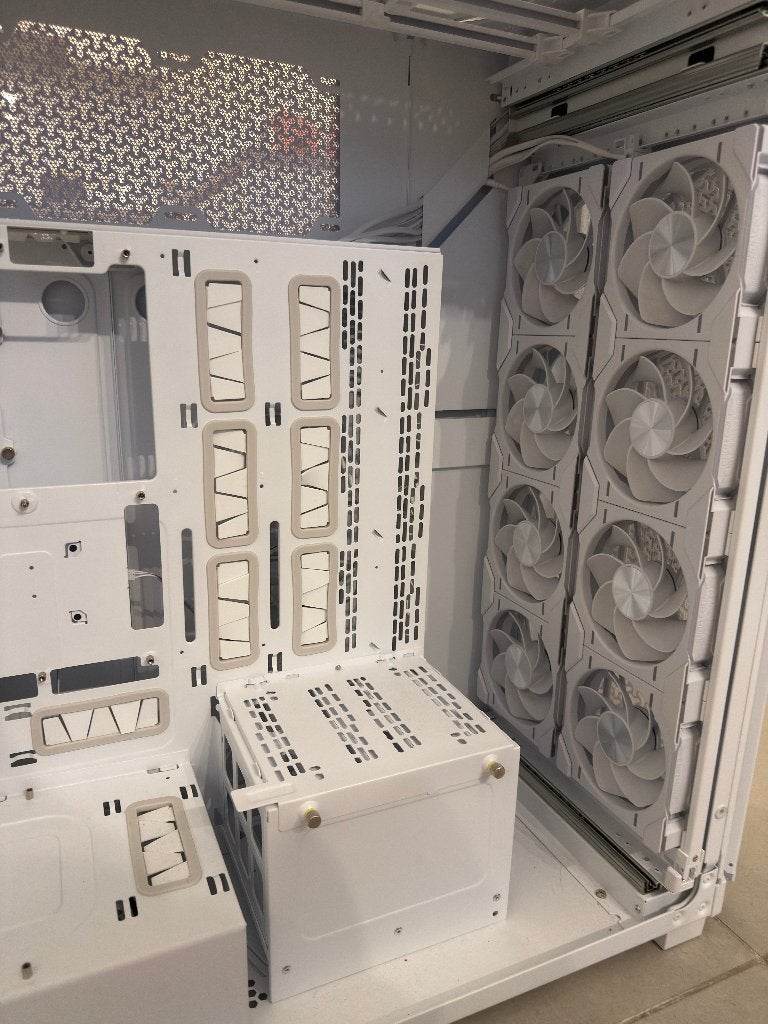 Corsair 9000D, Informatique & Logiciels, Enlèvement, Comme neuf