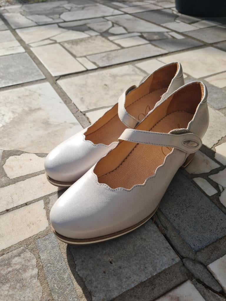 Schoenen / muiltjes maat 37,5, Ophalen of Verzenden, Gedragen