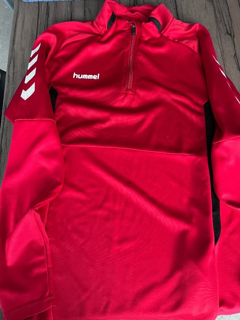 Trainingsjasje Hummel maat S, Sports & Fitness, Football, Taille S, Enlèvement ou Envoi, Comme neuf, Autres types