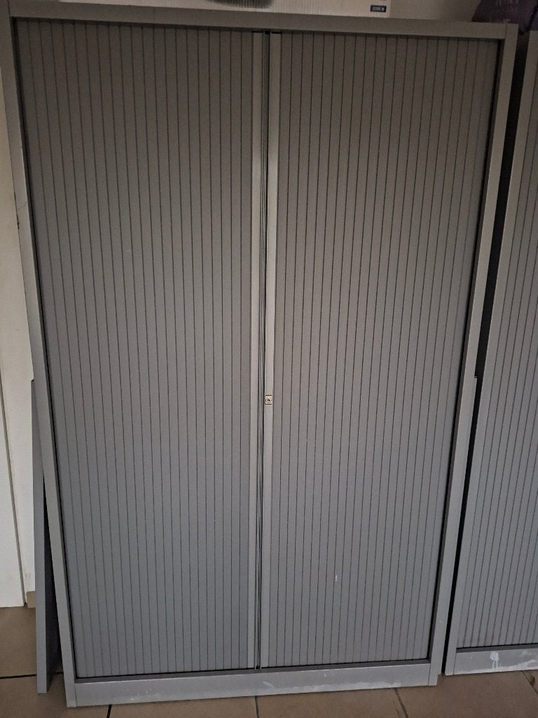 Armoire métallique, Maison & Meubles, Plusieurs portes, Comme neuf, 100 à 150 cm, Métal