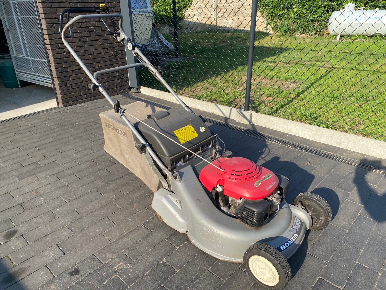 Honda hrd535 QXE, Jardin & Terrasse, Tondeuse rotative, Tondeuses à gazon à essence, Utilisé, Vitesses