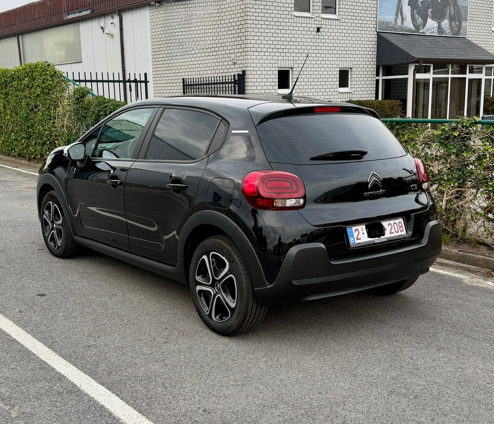 Citroën C3 – 2024 – Slechts 5.700 km, Auto's, Voorwielaandrijving, Stof, Zwart, Bedrijf