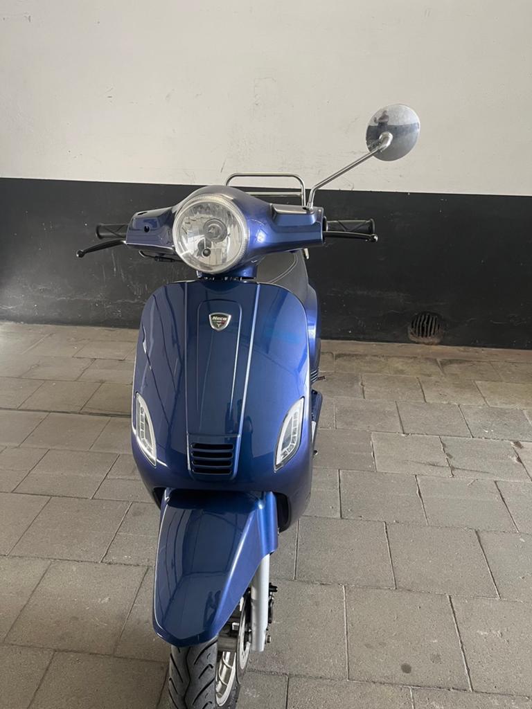 A klasse scooter, Enlèvement, Utilisé, Essence