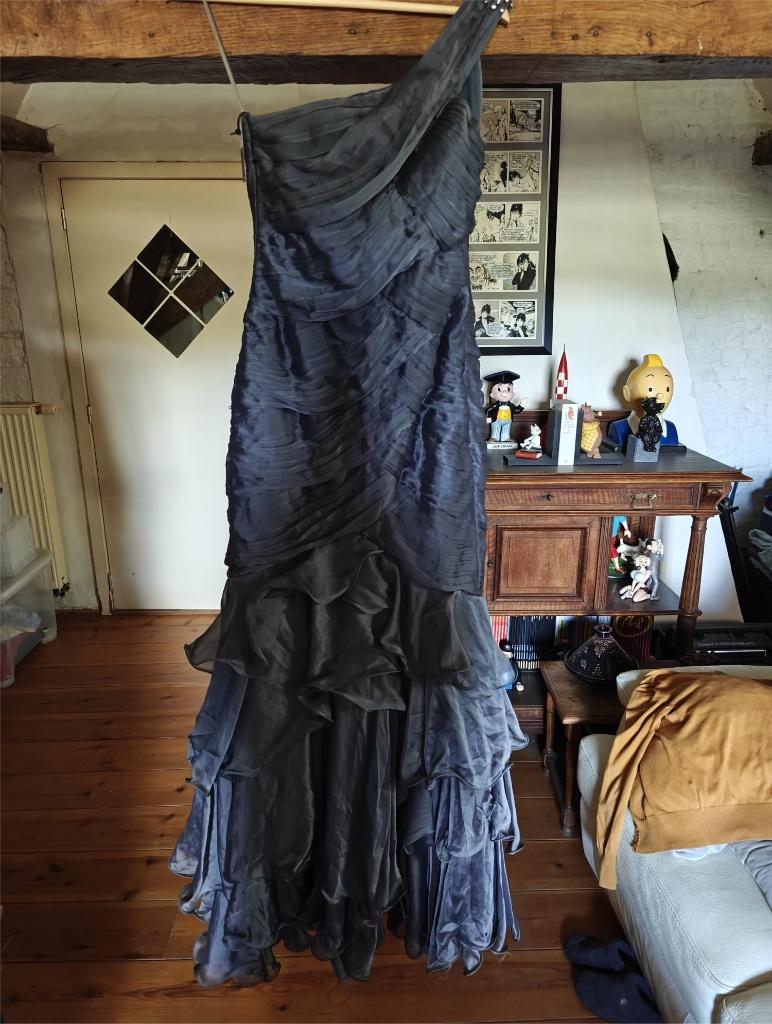 Suitekleed, Kleding | Dames, Ophalen of Verzenden, Zo goed als nieuw, Maat 38/40 (M)