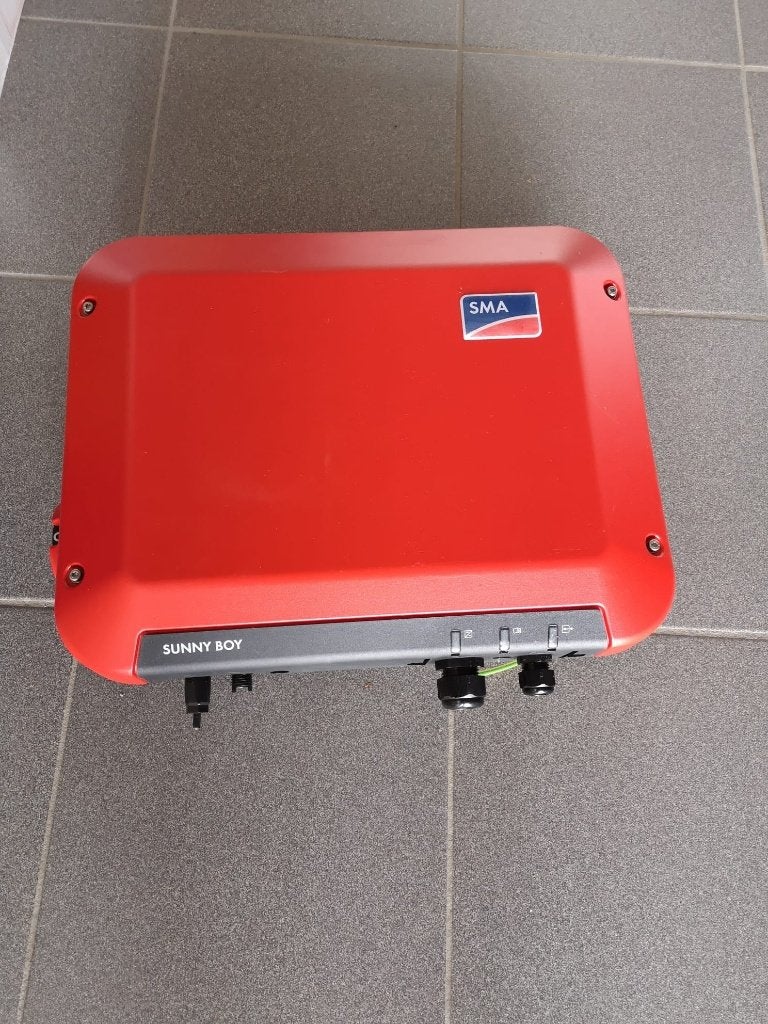 SMA Sunny Boy omvormer, Enlèvement, Utilisé, Système complet, 100 à 200 watts-crêtes