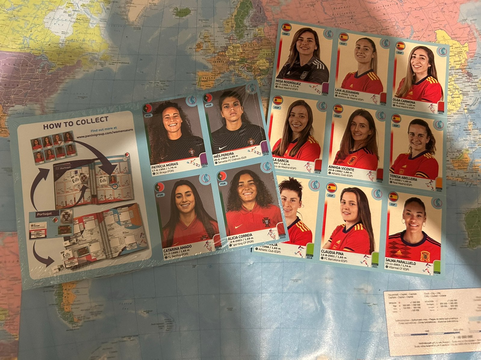 Panini Dames EK 2022 England : 2 updates, Ophalen of Verzenden, Zo goed als nieuw, Meerdere stickers