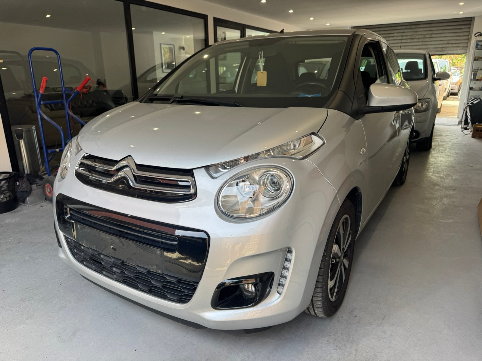 Citrien C1 Automatic cuir ecran airco, Autos, Citroën, Cuir, Argent ou Gris, Achat, 998 cm³