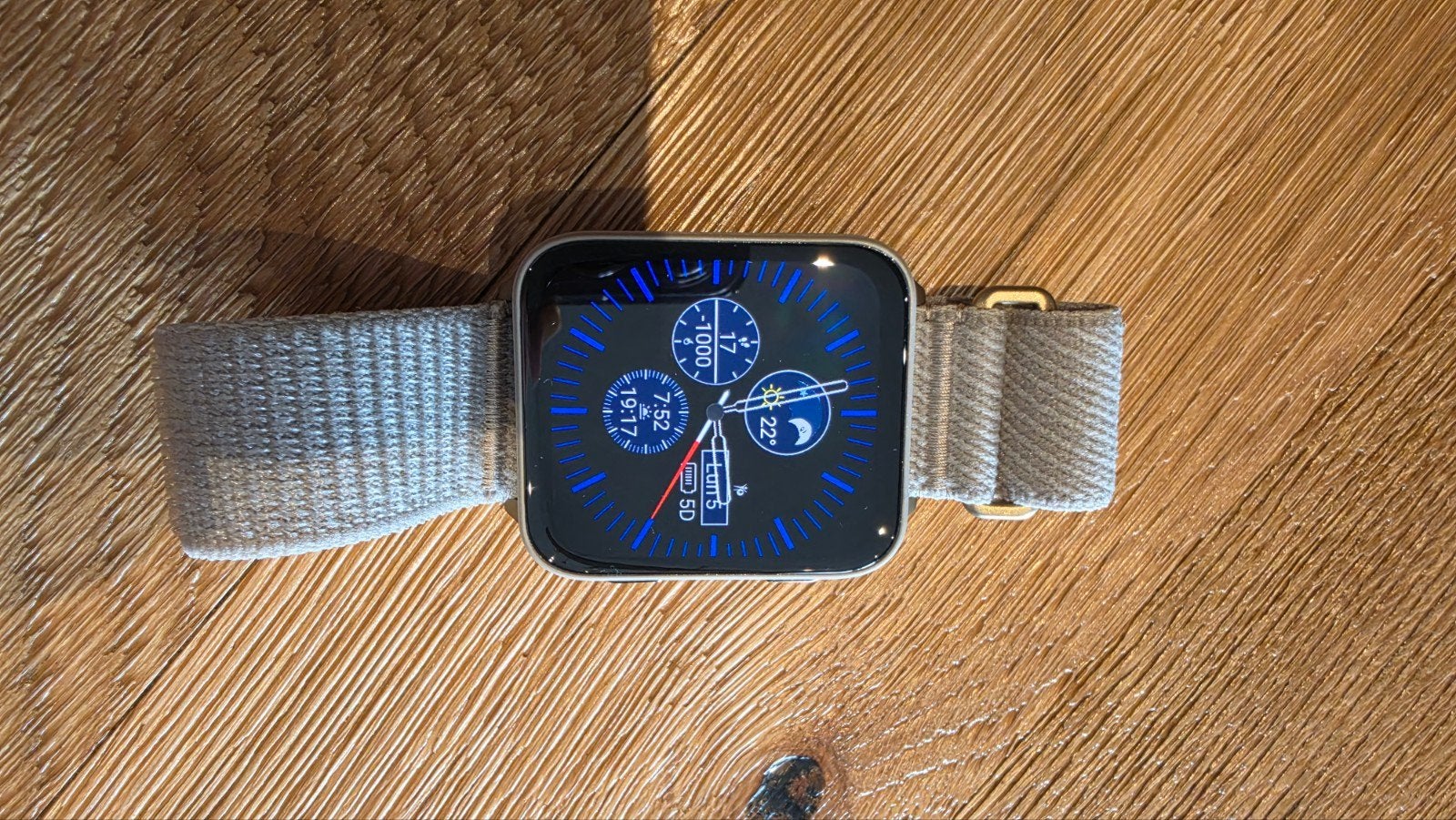 Garmin VENU X1 French gray, Enlèvement