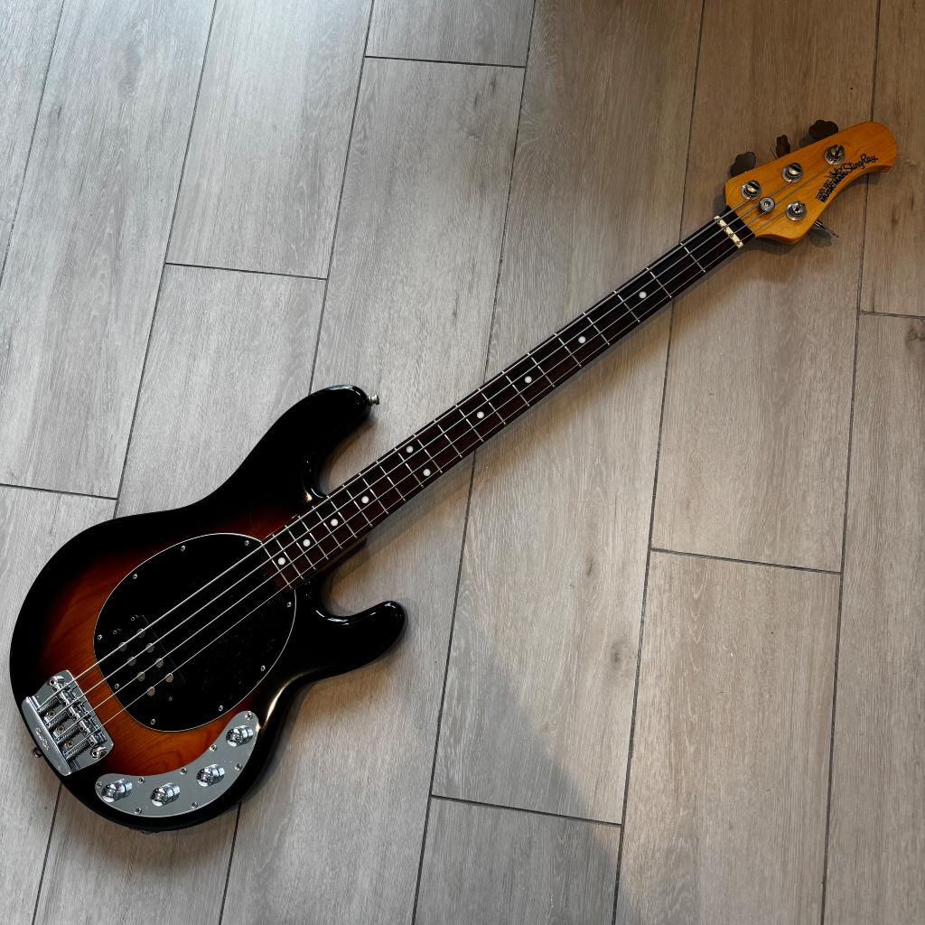 Musicman stingray USA 2007, Muziek en Instrumenten, Ophalen of Verzenden