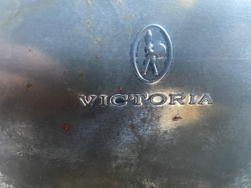 Boites métallique anciennes, Enlèvement