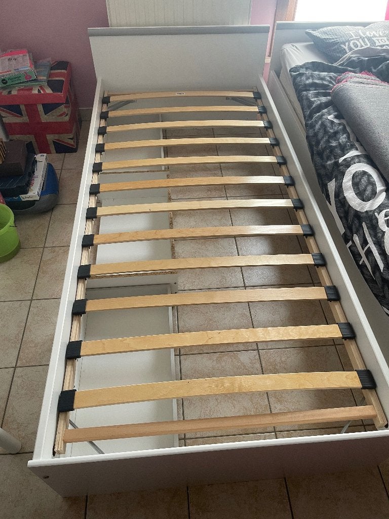 Lit + sommier Mixte avec rangements, 90 cm, Enlèvement, 200 cm, Une personne