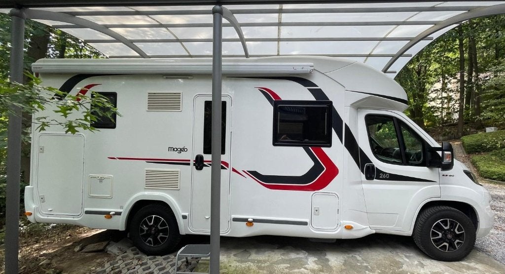 Challenger 260 Mageo Fiat, Automaat, Standaard zit, Fiat, Alarme