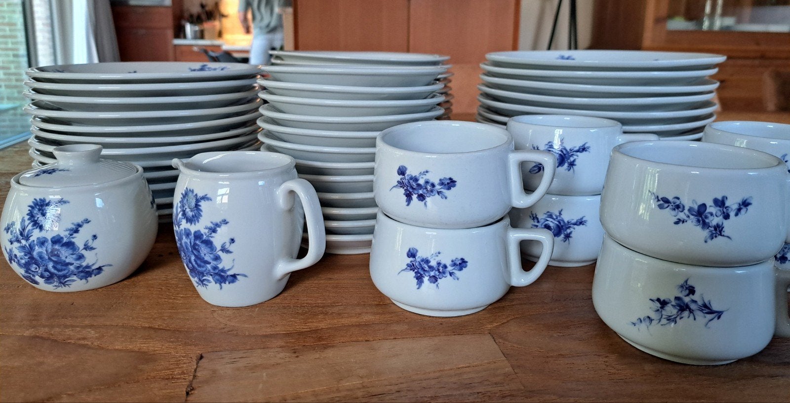 compleet servies, Ophalen