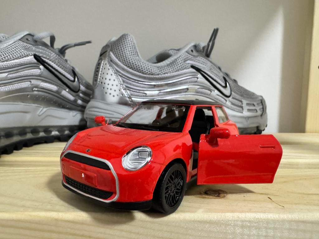 Diecast mini cooper S 1:32, Kinderen en Baby's, Ophalen of Verzenden, Zo goed als nieuw