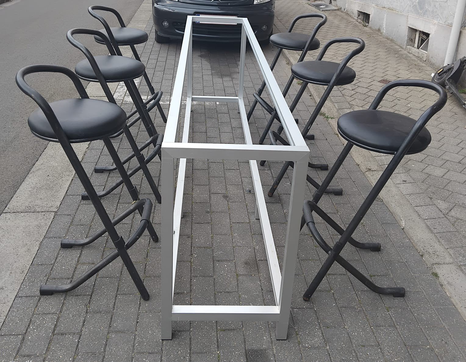 table avec 6 tabouret, Huis en Inrichting, Barkrukken, Ophalen