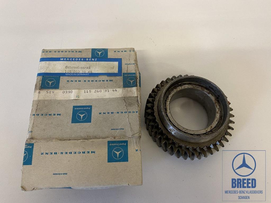 NOS tandwiel tweede versnelling voor Mercedes-Benz W114 W115, Neuf, -, -, Enlèvement ou Envoi