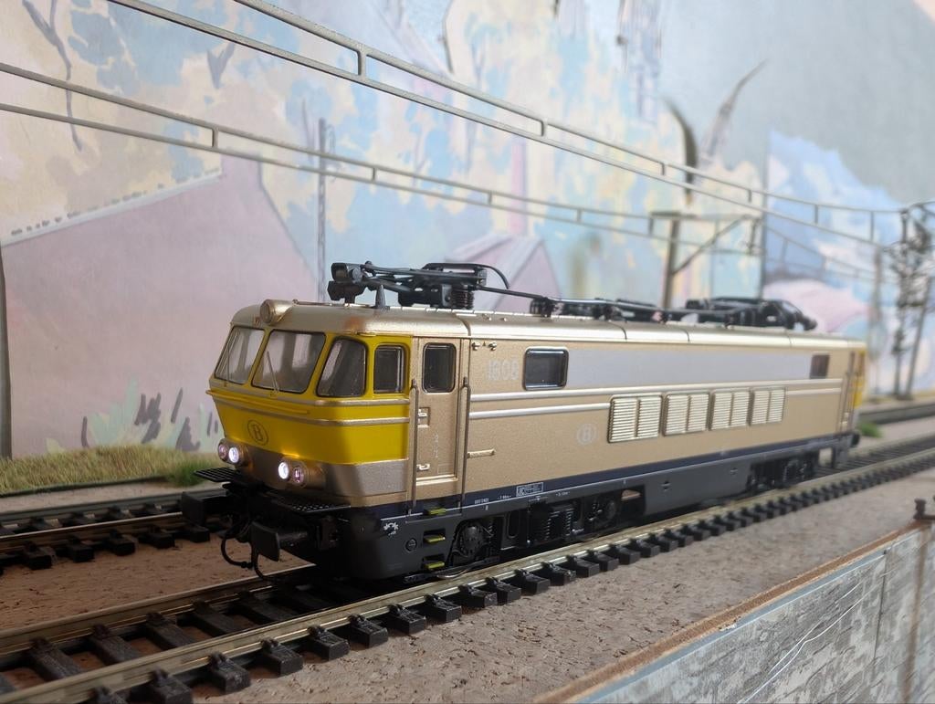 NMBS SNCB / TSP PFT | Vitrains 2168 | HLE 1608 Goud | DCC |, Hobby & Loisirs créatifs, Trains miniatures | HO, Autres marques