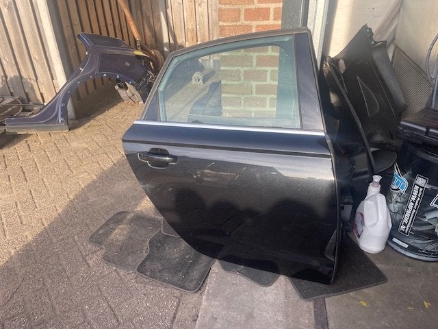 PORTE DROITE ARRIÈRE LZ9Y Audi A6 (C7) (01-2010/09-2018), Autos : Pièces & Accessoires, Auto-Union-Straße  1,
85057  Ingolstadt, DE