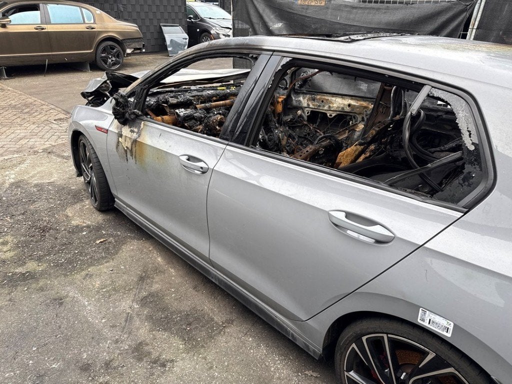 PORTE GAUCHE ARRIÈRE Volkswagen Golf VIII (CD1), Autos : Pièces & Accessoires, Carrosserie & Tôlerie, Arrière, Volkswagen, Volkswagen AG