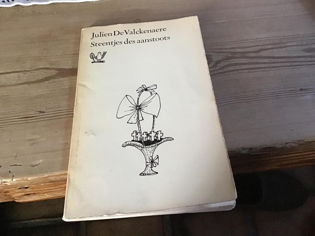 Les pierres de l'attaque Julien De Valckenaere, Enlèvement ou Envoi, Comme neuf