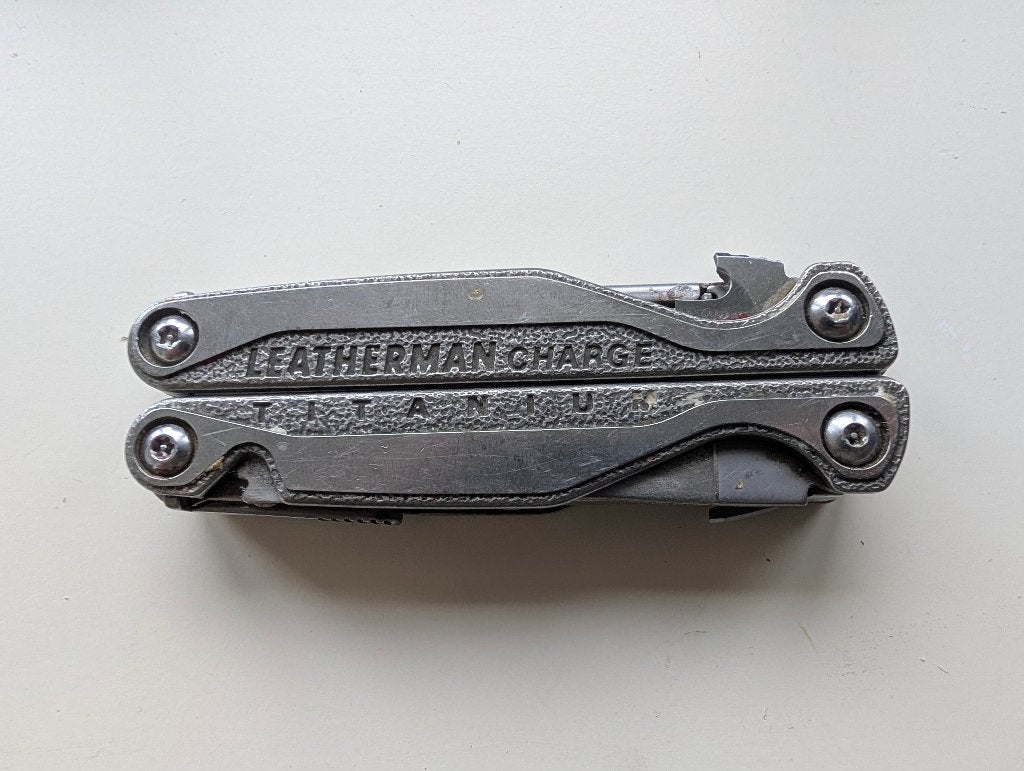 Outil multifonctions Leatherman Charge Tti, Caravanes & Camping, Enlèvement ou Envoi, Utilisé