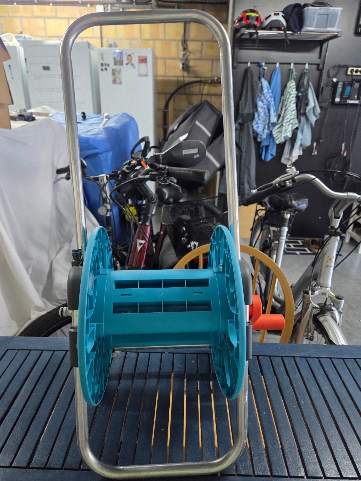 rolwagen voor tuinslang, Ophalen, Tuinslang