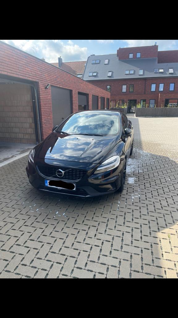 Volvo v40 t2 R-design, Auto's, 4 cilinders, 1969 cc, Zwart, 5 deurs