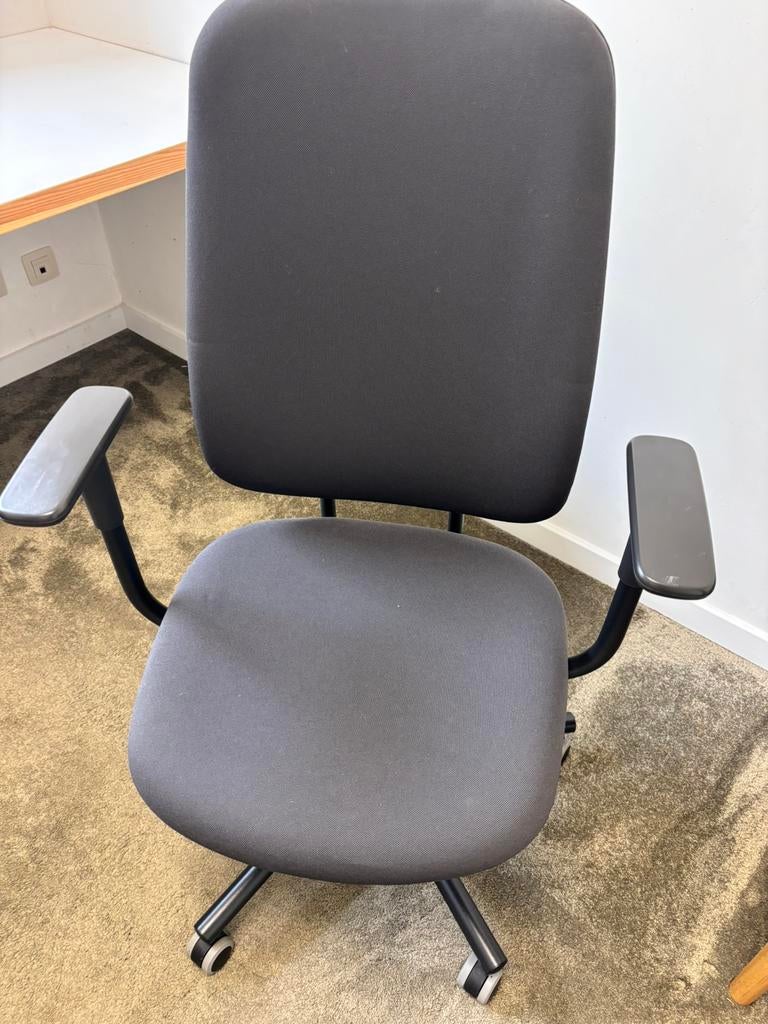 Bureaustoel, Ophalen, Zo goed als nieuw, Bureaustoel