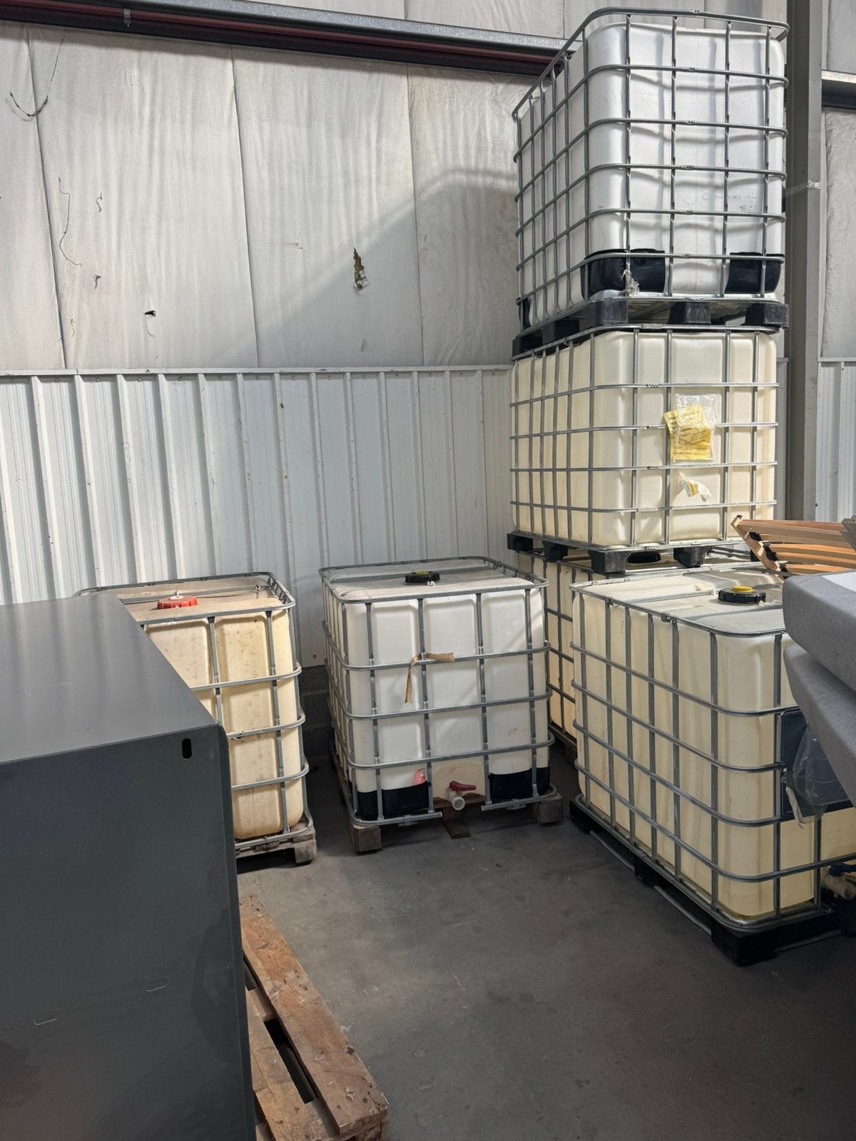 Ibc tonnen 10 stuks 180 euro, Tuin en Terras, Regentonnen, Ophalen, Gebruikt