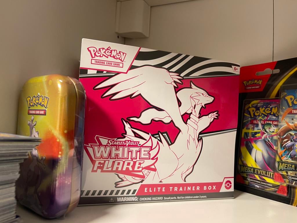 White flare ETB, Ophalen, Nieuw