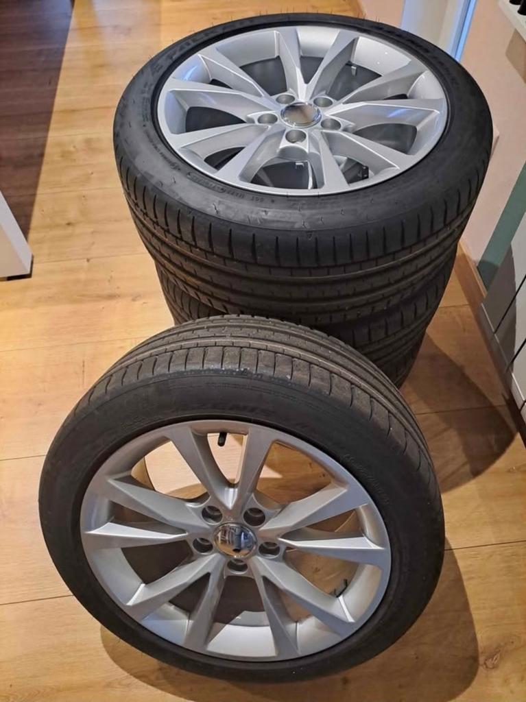 4 pneus 225 45R17 91Y avec jantes 8 x 17, Autos : Pièces & Accessoires, Pneus & Jantes, Enlèvement, Pneu(s)