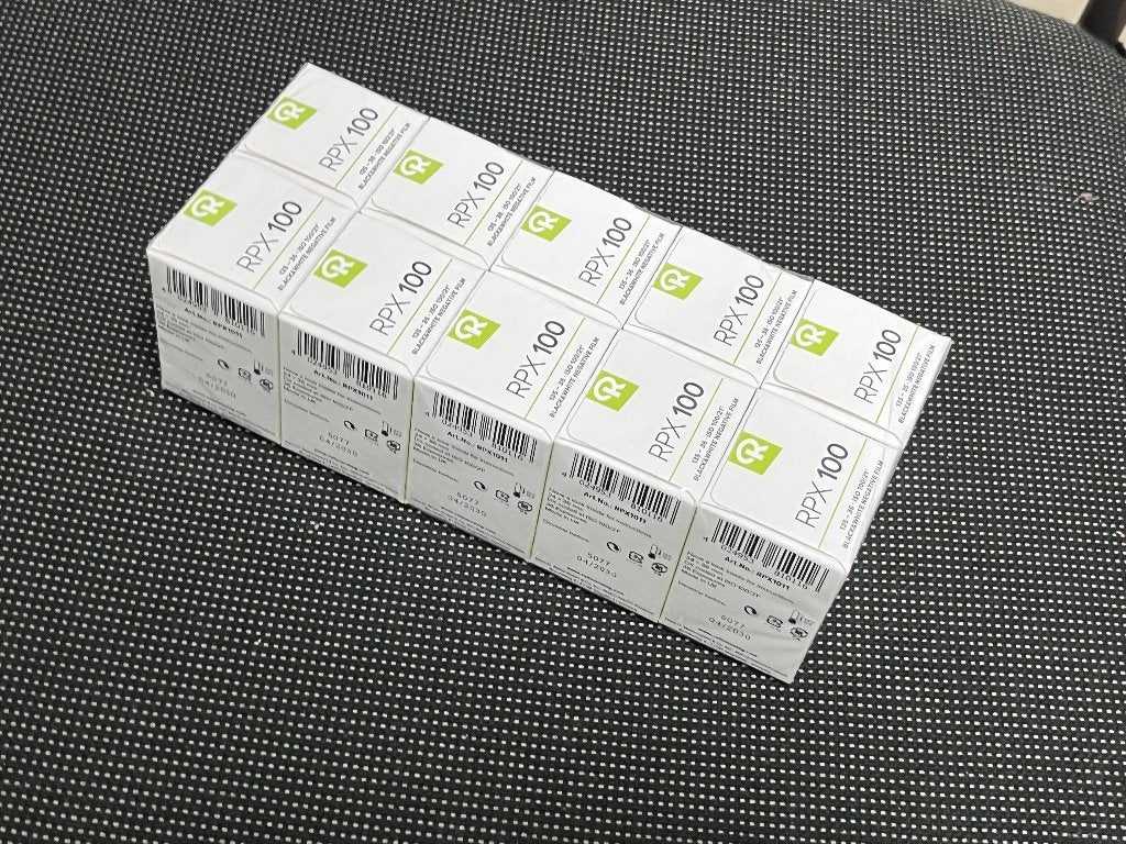 Rollei RPX 100 en 135/36 pour 10 films frais, TV, Hi-fi & Vidéo, Brookstieg 4 22145  Stapelfeld, Info@fotografie-meurs.be, Enlèvement ou Envoi