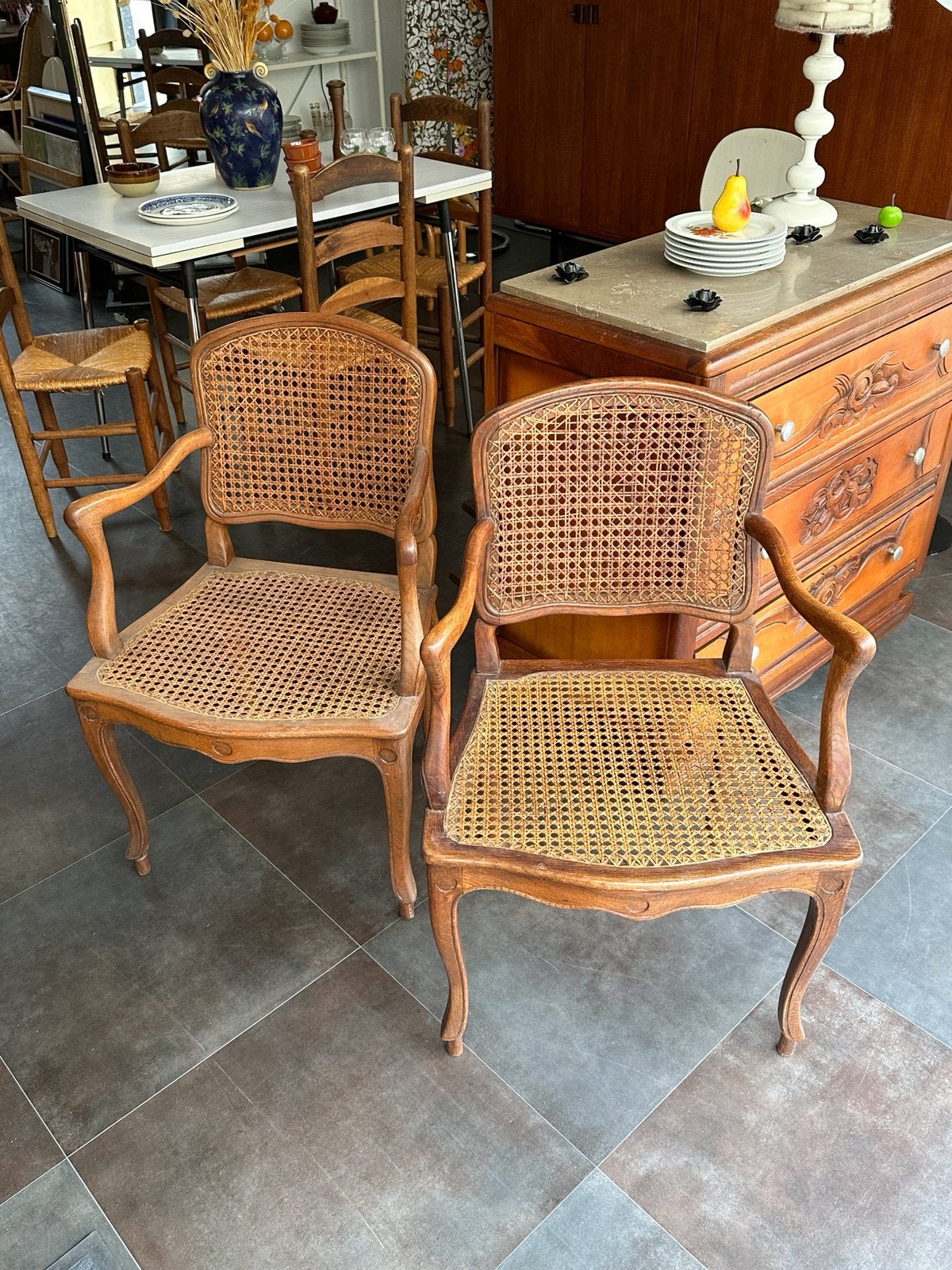 Duo fauteuils chêne et cannage, Antiquités & Art, Enlèvement