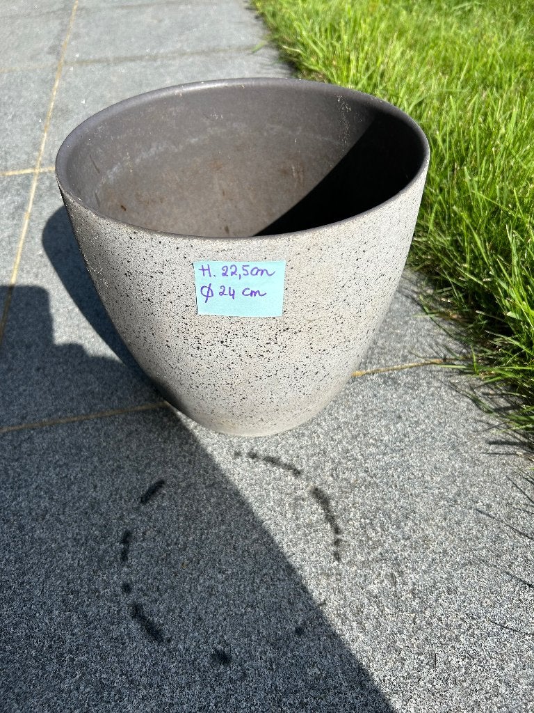 Bloempot grijs met spikkel, Tuin en Terras, Ophalen, Gebruikt, Rond, Binnen