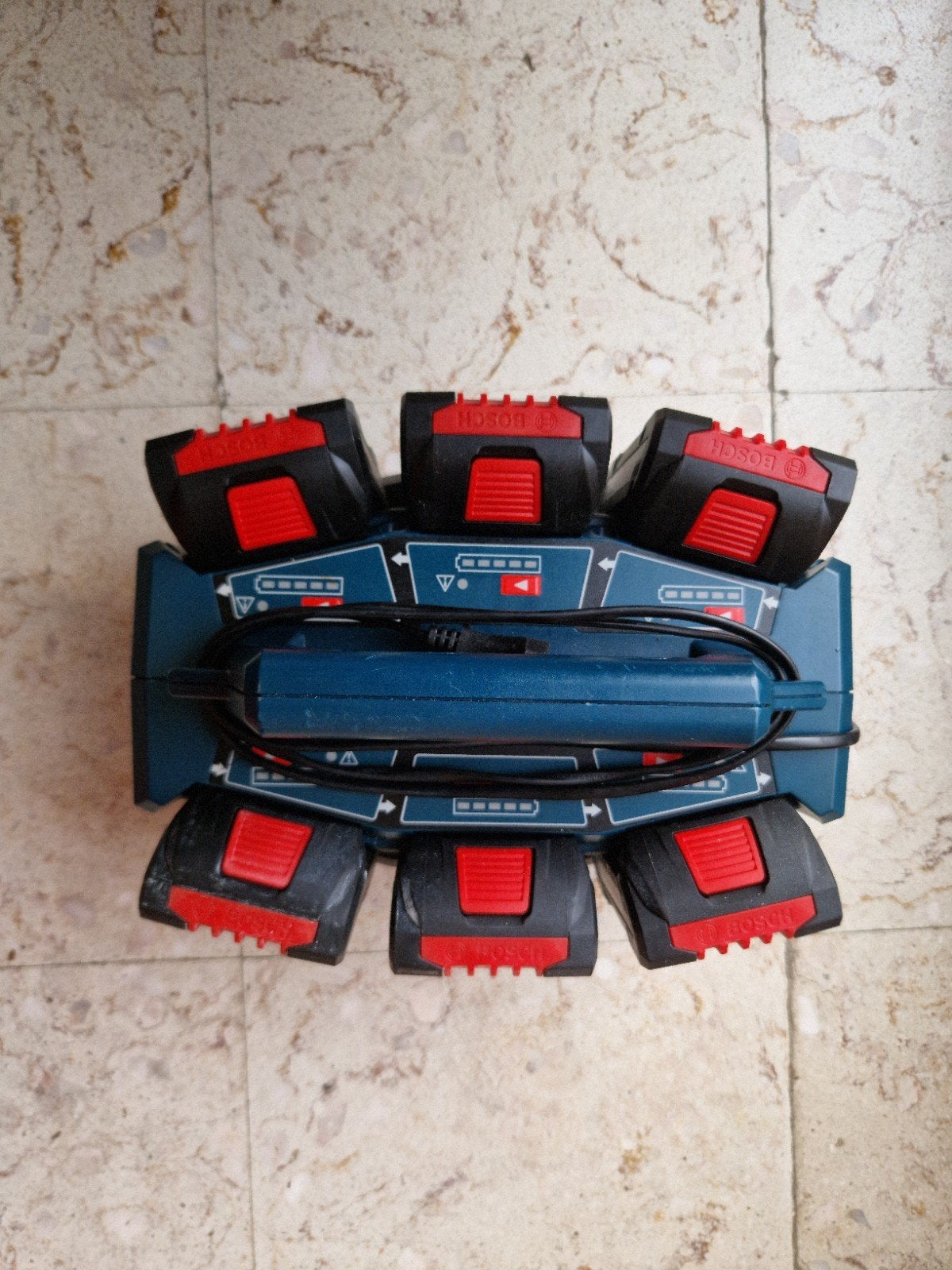 6X batterie bosch pro cor + chargeur 6X station, Enlèvement