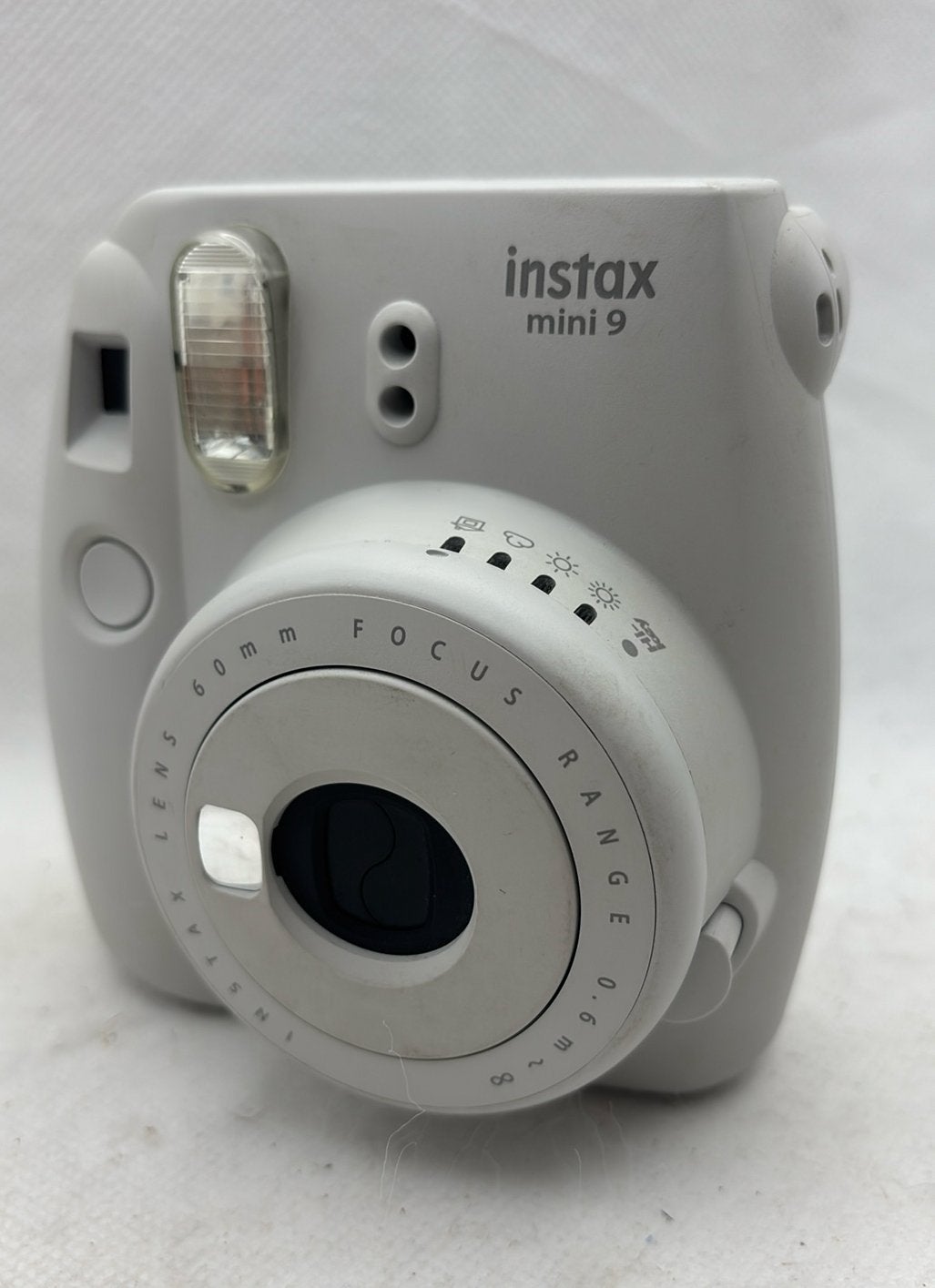 Fujifilm Instax Mini 9 Instant Camera White, Enlèvement ou Envoi, Comme neuf