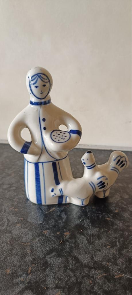 Fermier de l'URSS en porcelaine antique avec des poulets, Enlèvement ou Envoi
