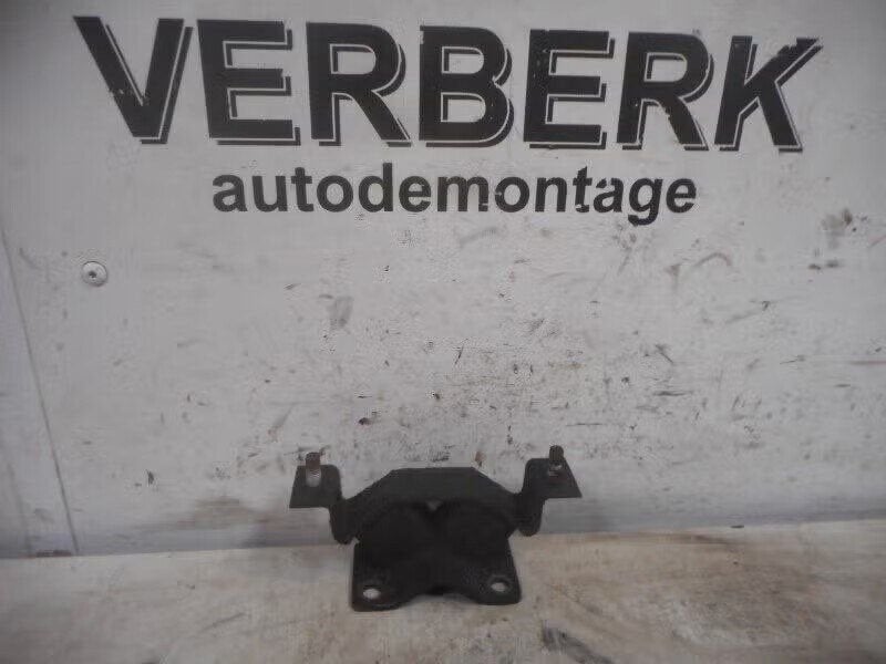 VERSNELLINGSBAKSTEUN ACHTER Opel Omega B (25 / 26 / 27), Bahnhofsplatz 65423 Rüsselsheim am Main, DE, Enlèvement ou Envoi, Opel