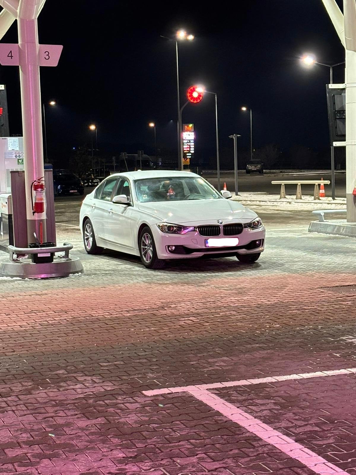 Bmw 320i, Immo, Garages & Places de parking