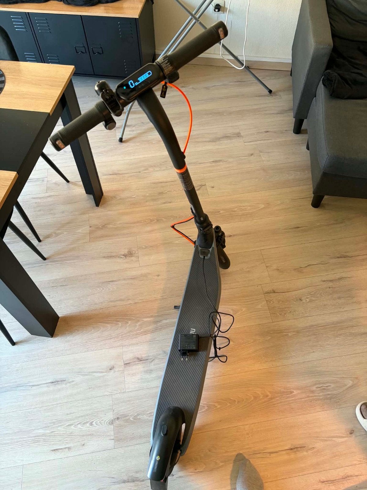 Ninebot KickScooter E2 Plus E II, Enlèvement