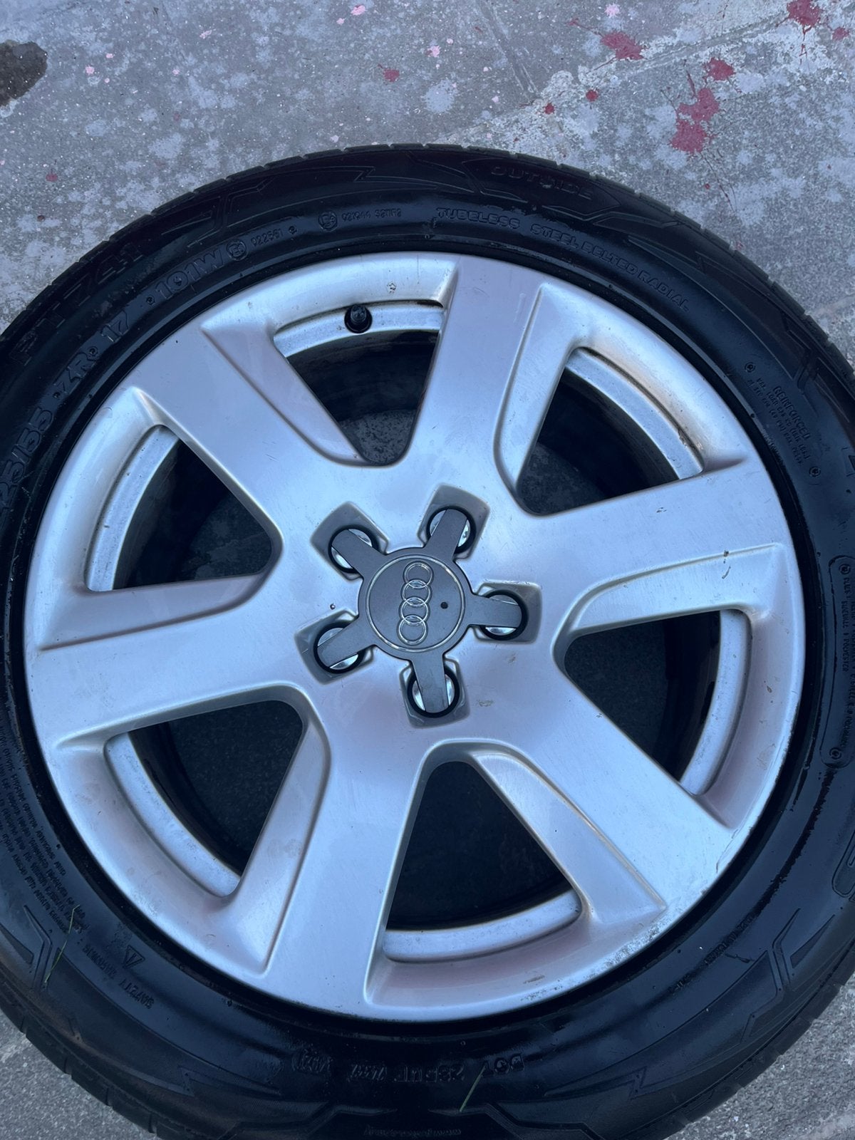 Audi originele velgen + Nexus Sport banden – 225/45 R17, Autos : Pièces & Accessoires, Enlèvement, Pneu(s)
